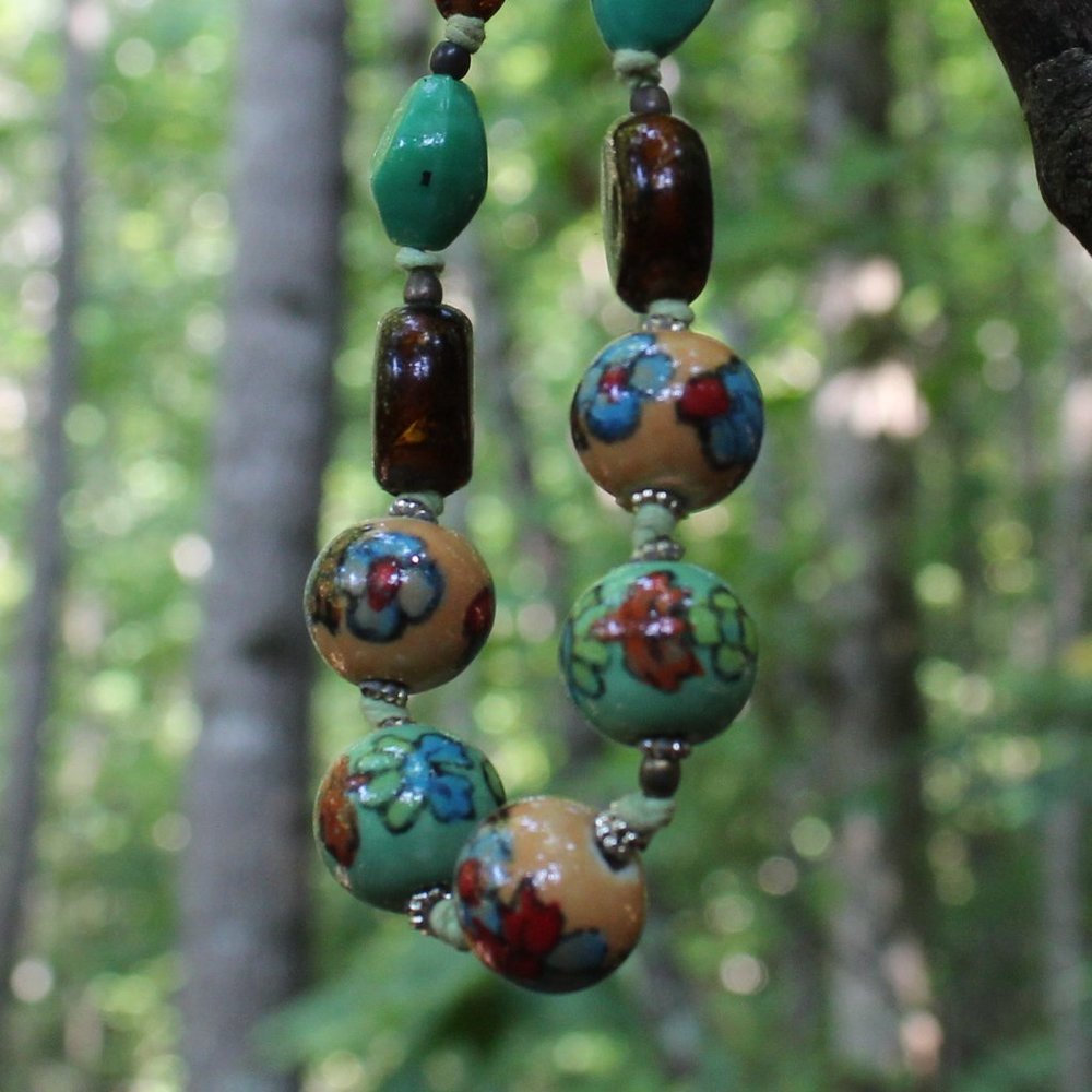 Pretty Ceramic Flower Bead Collar Necklace